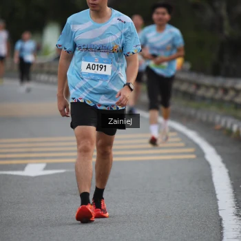 Runner Photo 1474463