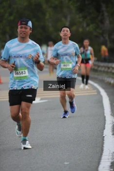 Runner Photo 1474474