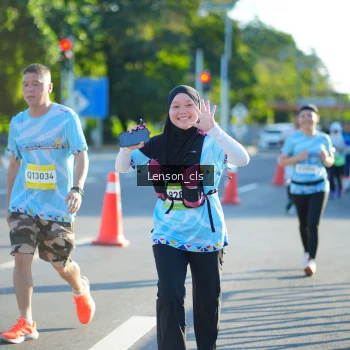 Runner Photo 1474499