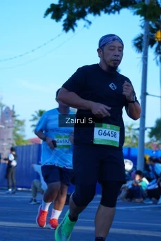Runner Photo 1474999