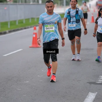 Runner Photo 1475198