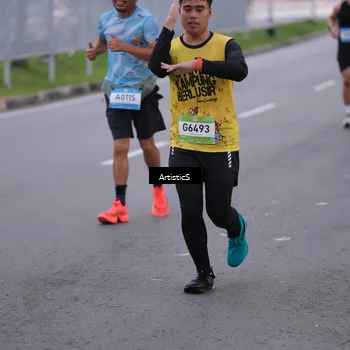 Runner Photo 1475243