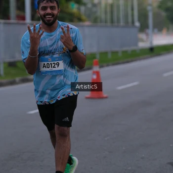 Runner Photo 1475884