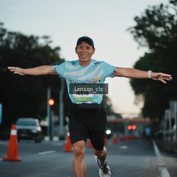 Runner Photo 1476058