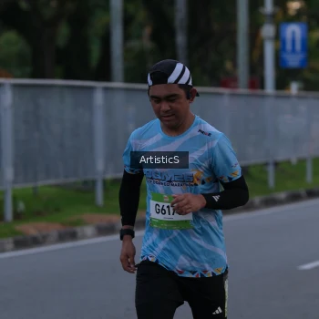 Runner Photo 1476079