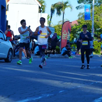 Runner Photo 1476157