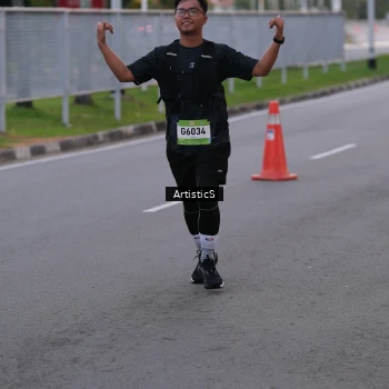 Runner Photo 1476314