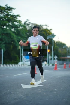 Runner Photo 1476388