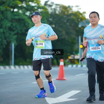 Runner Photo 1477081