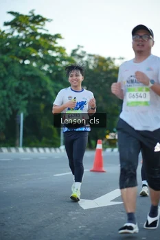 Runner Photo 1477105