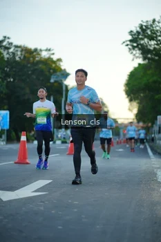 Runner Photo 1477147