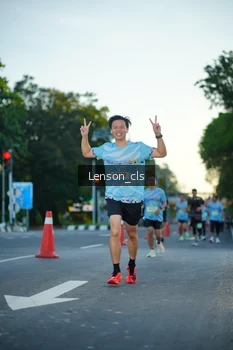 Runner Photo 1477156