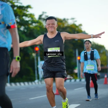 Runner Photo 1477494