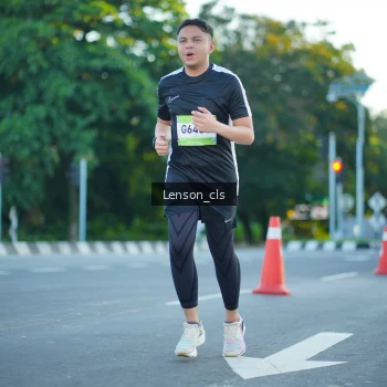 Runner Photo 1477525