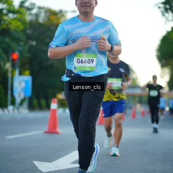 Runner Photo 1477799