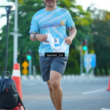 Runner Photo 1477820