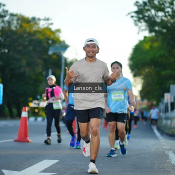 Runner Photo 1477838