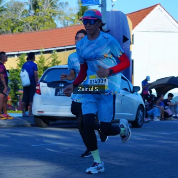 Runner Photo 1478624