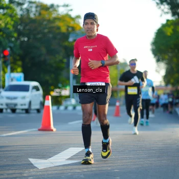 Runner Photo 1478685