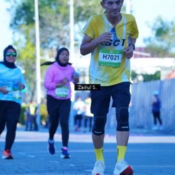 Runner Photo 1478997
