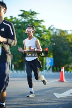 Runner Photo 1479269