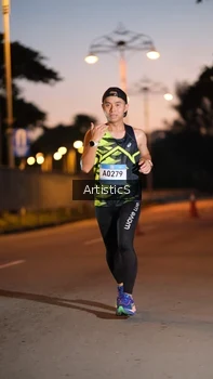 Runner Photo 1480314