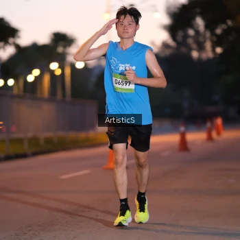 Runner Photo 1480510