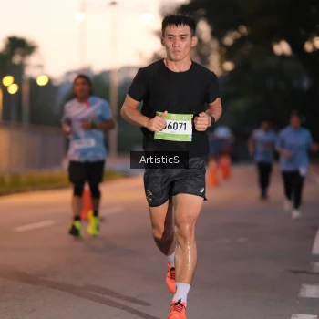 Runner Photo 1480641