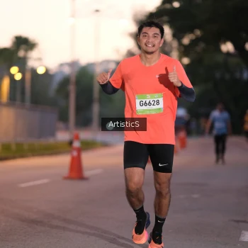 Runner Photo 1480783