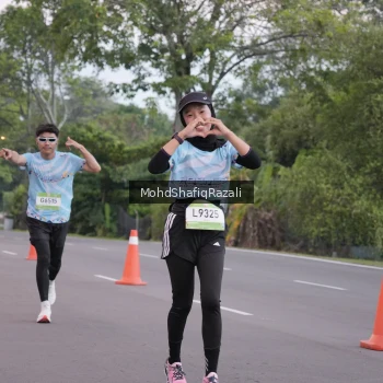 Runner Photo 1480910