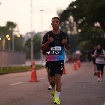 Runner Photo 1481177