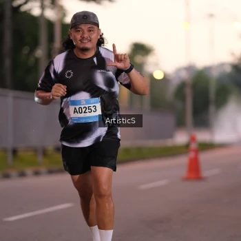 Runner Photo 1481189