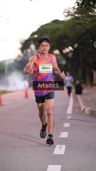 Runner Photo 1481242