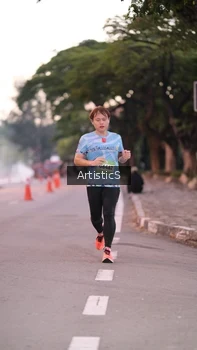 Runner Photo 1481258