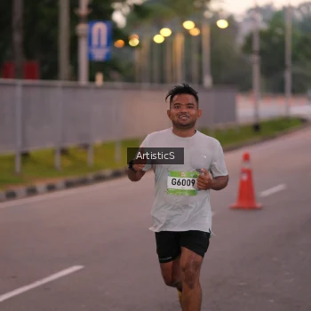 Runner Photo 1481285