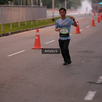 Runner Photo 1481300