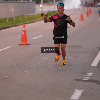 Runner Photo 1481325