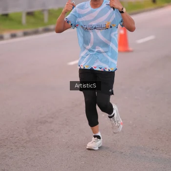 Runner Photo 1481435
