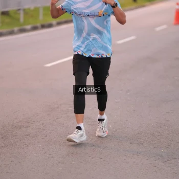Runner Photo 1481437