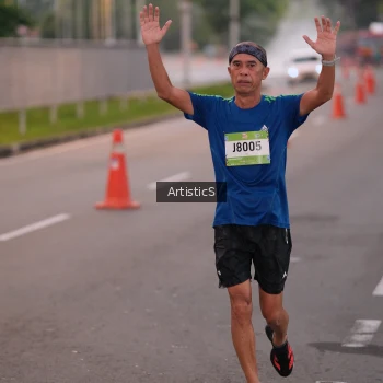 Runner Photo 1481476