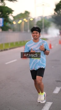 Runner Photo 1481547