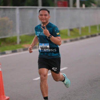 Runner Photo 1481673