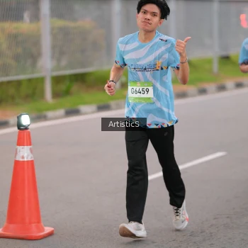 Runner Photo 1481777
