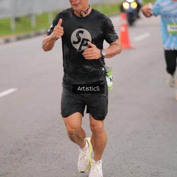 Runner Photo 1481858