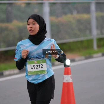Runner Photo 1482021