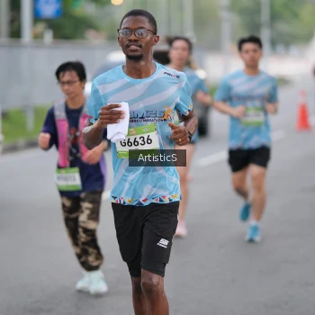 Runner Photo 1482140