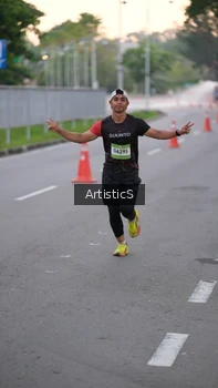 Runner Photo 1482255