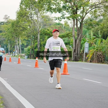 Runner Photo 1483292