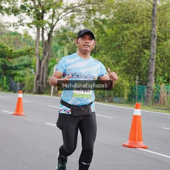 Runner Photo 1483308