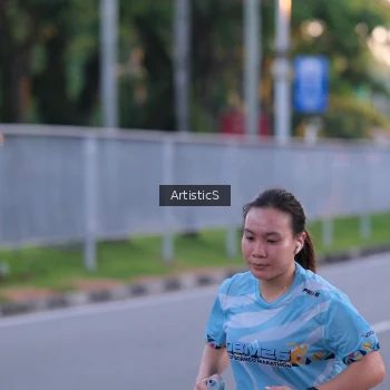 Runner Photo 1484022